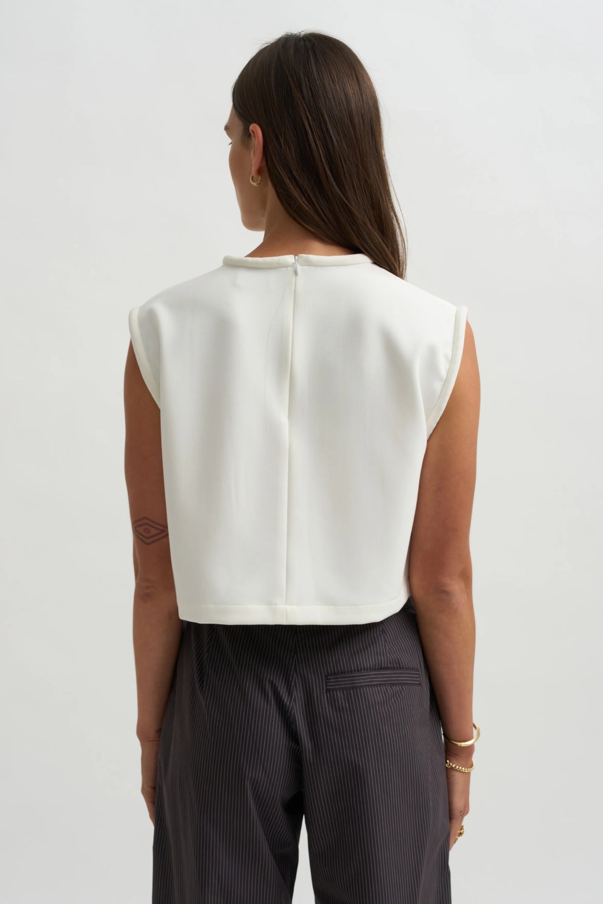 Adley Top