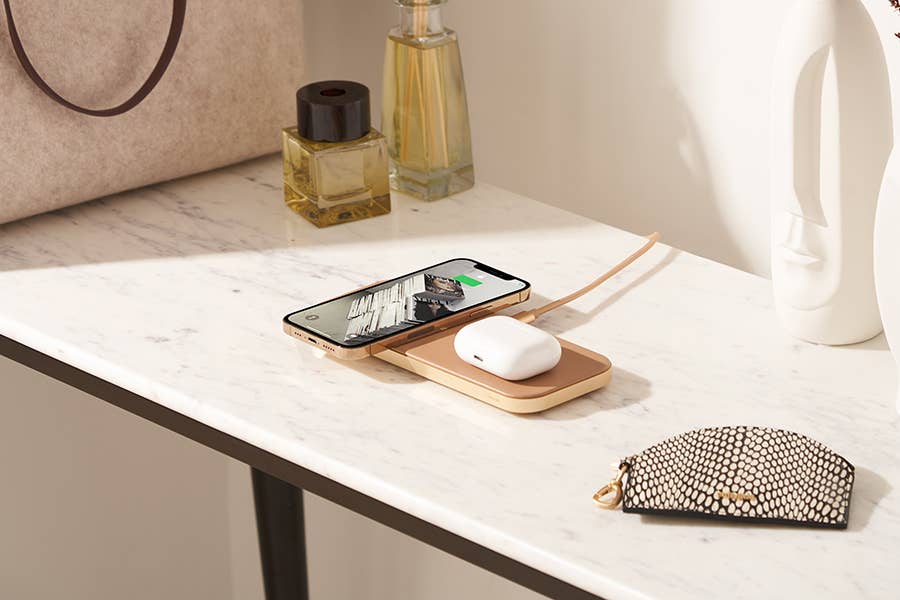 Classics Leather Wireless Charger - Dual Charging